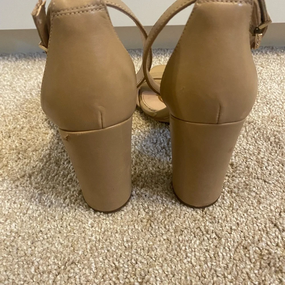 Sam Edelman Women's Yaro Tan Heels 7.5